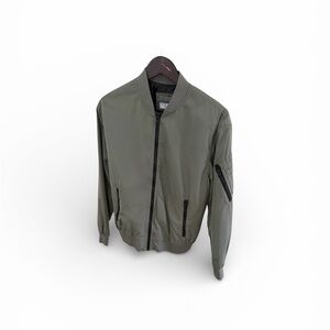 Bershka Men's Khaki Windbreaker Jacket